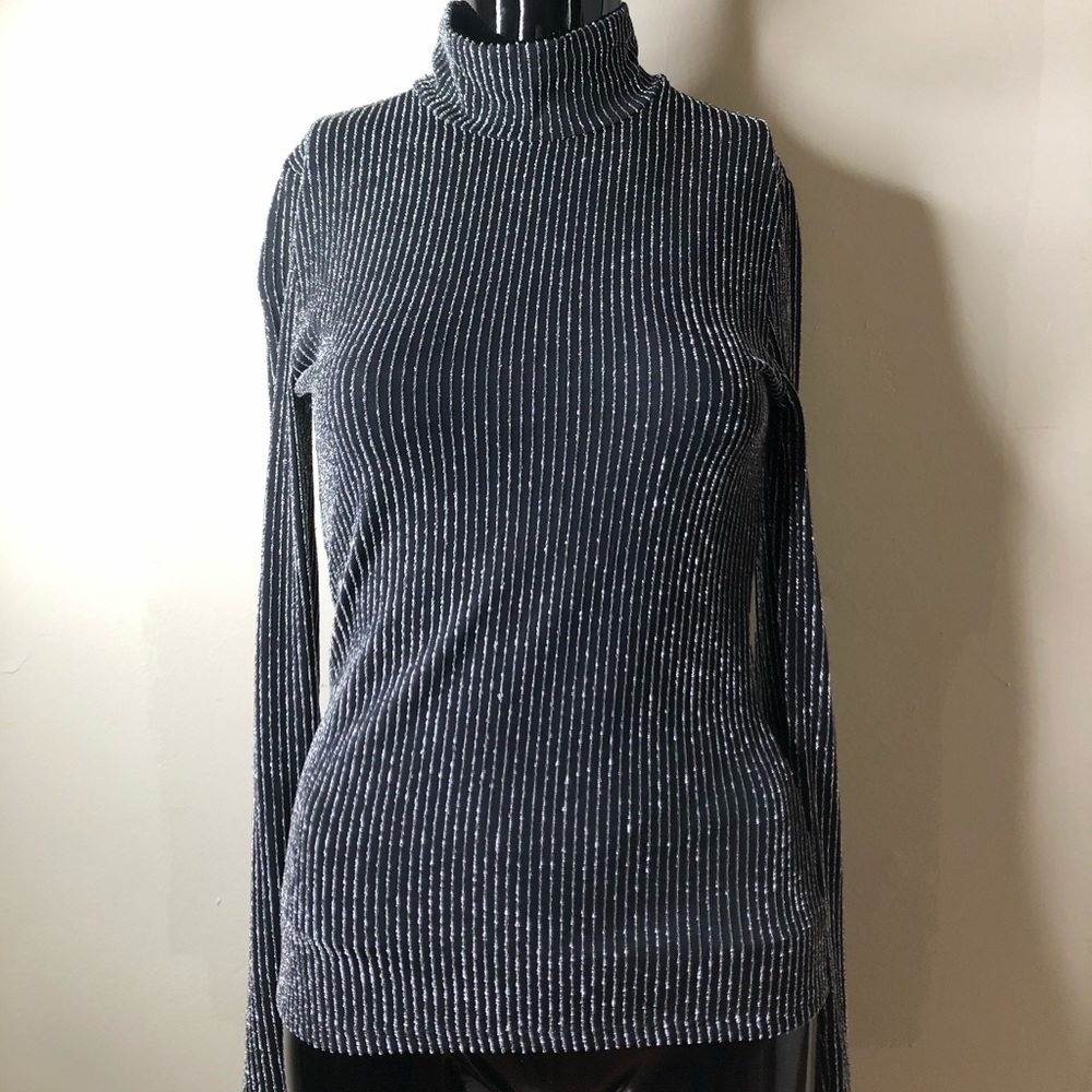 Bcbg silver and black turtleneck - Picture 4 of 7